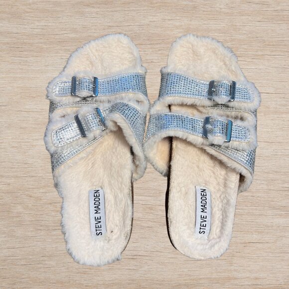 Steve Madden Silver Rhinestone Buckle Cozy Fuzzy Slides Slippers Women's Size 6 - Picture 3 of 4